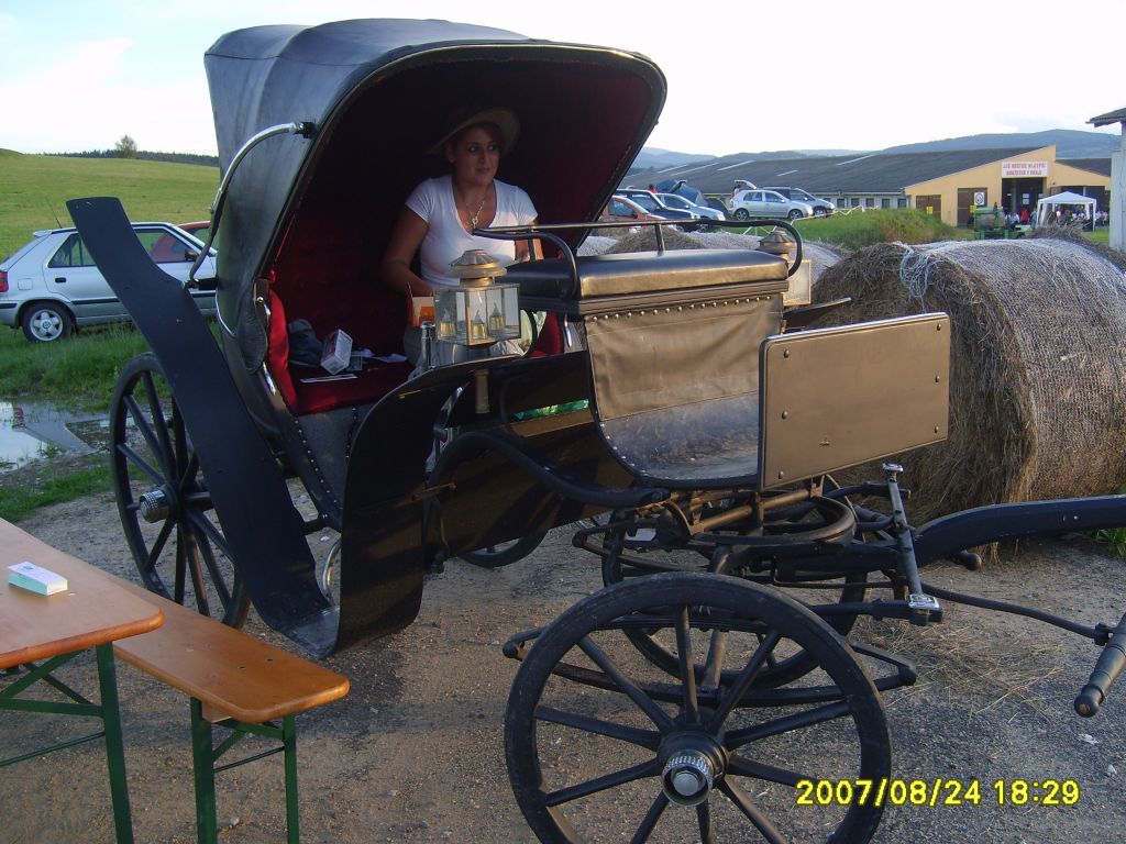 S6007858.JPG