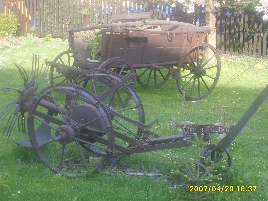 S6001112.JPG